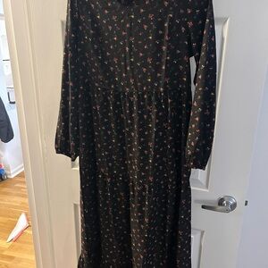 Black Floral Maxi Dress with Long Sleeves and Ruffle Hem